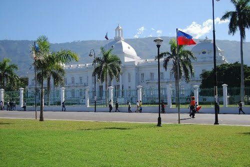  Sổ tay du lịch so tay du lich Sotaydulich Sotay Dulich Khampha Kham Pha Bui Phu tong thong Haiti va mot nam nhin lai