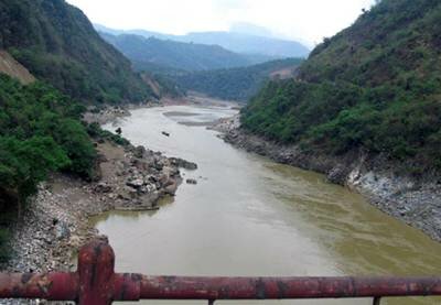 Sổ tay du lịch so tay du lich Sotaydulich Sotay Dulich Khampha Kham Pha Bui Hang Tom cay cau sap di vao di vang