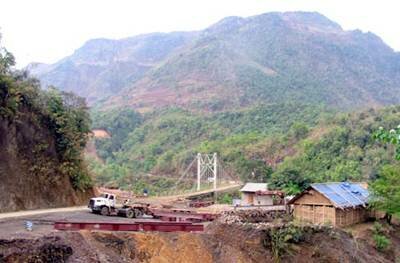 Sổ tay du lịch so tay du lich Sotaydulich Sotay Dulich Khampha Kham Pha Bui Hang Tom cay cau sap di vao di vang