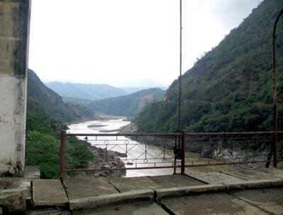 Sổ tay du lịch so tay du lich Sotaydulich Sotay Dulich Khampha Kham Pha Bui Hang Tom cay cau sap di vao di vang