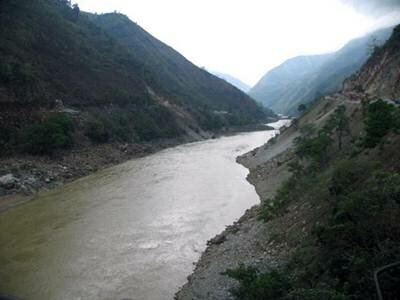 Sổ tay du lịch so tay du lich Sotaydulich Sotay Dulich Khampha Kham Pha Bui Hang Tom cay cau sap di vao di vang