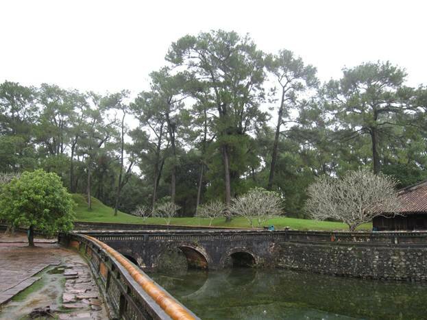  Sổ tay du lịch so tay du lich Sotaydulich Sotay Dulich Khampha Kham Pha Bui Ve voi Hue thuong Lang tam Tho mong Lang Tu Duc