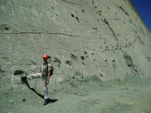  Sổ tay du lịch so tay du lich Sotaydulich Sotay Dulich Khampha Kham Pha Bui Buc tuong khung long khong lo o Bolivia