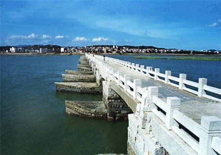 Sổ tay du lịch so tay du lich Sotaydulich Sotay Dulich Khampha Kham Pha Bui cay cau da co nhat Trung Quoc