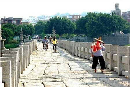 Sổ tay du lịch so tay du lich Sotaydulich Sotay Dulich Khampha Kham Pha Bui cay cau da co nhat Trung Quoc