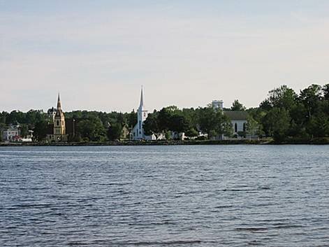 Sổ tay du lịch so tay du lich Sotaydulich Sotay Dulich Khampha Kham Pha Bui Mot ngay o Mahone Bay