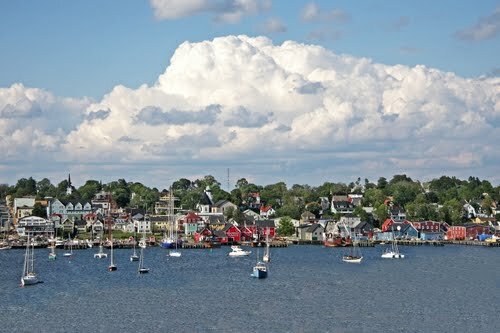 Sổ tay du lịch so tay du lich Sotaydulich Sotay Dulich Khampha Kham Pha Bui Nguoc dong thoi gian Thanh pho Lunenburg