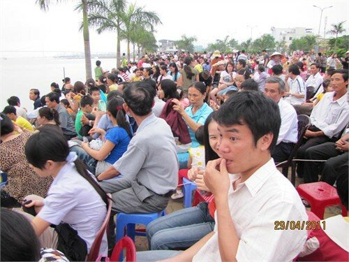 Sổ tay du lịch so tay du lich Sotaydulich Sotay Dulich Khampha Kham Pha Bui Song Han lung linh duoi phao hoa