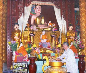Sổ tay du lịch so tay du lich Sotaydulich Sotay Dulich Khampha Kham Pha Bui Ve Soc Trang vieng Chua Doi