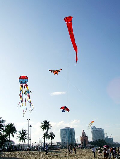  Sổ tay du lịch so tay du lich Sotaydulich Sotay Dulich Khampha Kham Pha Bui Festival bien nha trang co nhieu tiet muc hap dan