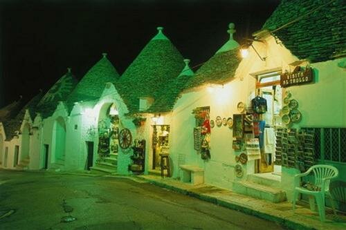 Sổ tay du lịch so tay du lich Sotaydulich Sotay Dulich Khampha Kham Pha Bui Nhung ngoi nhaTrullo i Puglia