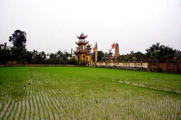 Sổ tay du lịch so tay du lich Sotaydulich Sotay Dulich Khampha Kham Pha Bui Chua Phuc Minh huyen thoai giua bien lua