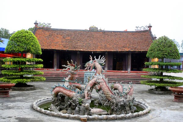 Sổ tay du lịch so tay du lich Sotaydulich Sotay Dulich Khampha Kham Pha Bui Chua Phuc Minh huyen thoai giua bien lua