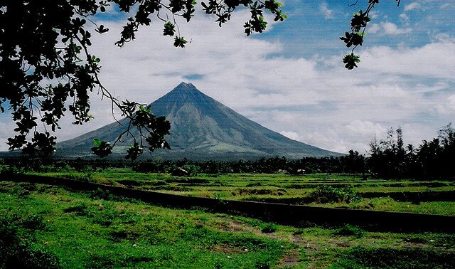 Sổ tay du lịch so tay du lich Sotaydulich Sotay Dulich Khampha Kham Pha Bui Mayon Ngon nui lua hung vi