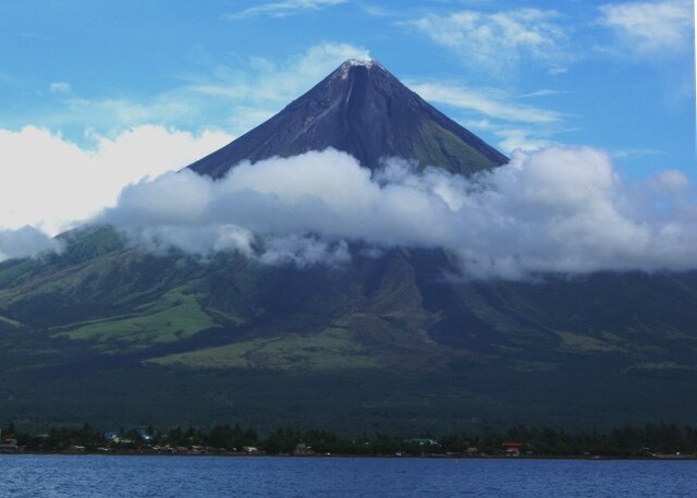 Sổ tay du lịch so tay du lich Sotaydulich Sotay Dulich Khampha Kham Pha Bui Mayon Ngon nui lua hung vi