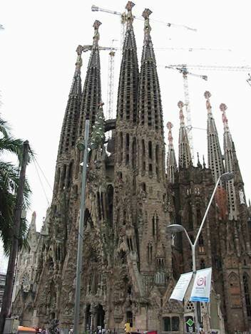 Sổ tay du lịch so tay du lich Sotaydulich Sotay Dulich Khampha Kham Pha Bui Barcelona Thu phu xu Catalonia