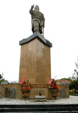 Sổ tay du lịch so tay du lich Sotaydulich Sotay Dulich Khampha Kham Pha Bui Khanh Hoa nhieu cong trinh dua vao hoat dong phuc vu Festival Bien 2011