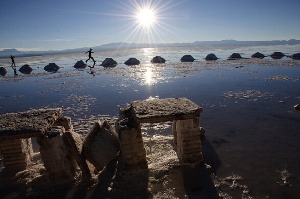 Sổ tay du lịch so tay du lich Sotaydulich Sotay Dulich Khampha Kham Pha Bui Uyuni man ma giua cao nguyen
