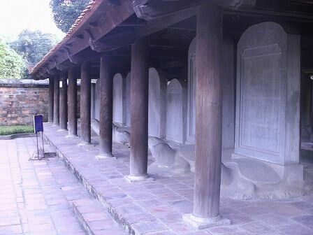 Sổ tay du lịch so tay du lich Sotaydulich Sotay Dulich Khampha Kham Pha Bui Bia tien si buc tranh sinh dong ve nen giao duc khoa cu Viet Nam thoi phong kien