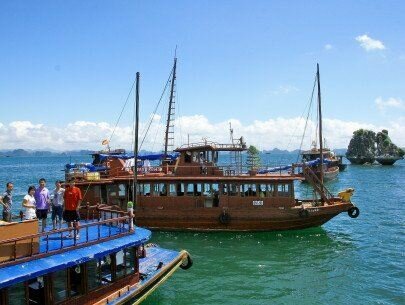 Sổ tay du lịch so tay du lich Sotaydulich Sotay Dulich Khampha Kham Pha Bui Nhung luu y khi di du lich Bui o Ha Long
