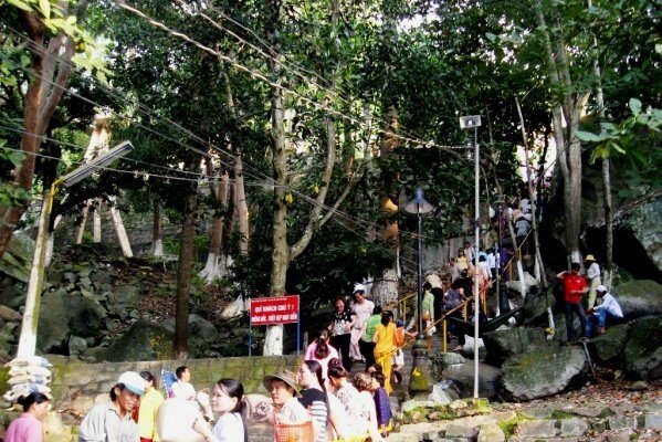 Sổ tay du lịch so tay du lich Sotaydulich Sotay Dulich Khampha Kham Pha Bui Di choi nui Ba Den 