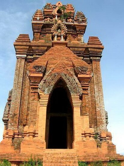 Sổ tay du lịch so tay du lich Sotaydulich Sotay Dulich Khampha Kham Pha Bui Kỳ bi thap Cham Binh Dinh