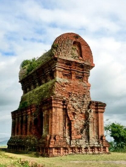 Sổ tay du lịch so tay du lich Sotaydulich Sotay Dulich Khampha Kham Pha Bui Kỳ bi thap Cham Binh Dinh