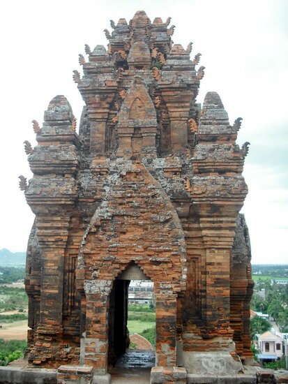 Sổ tay du lịch so tay du lich Sotaydulich Sotay Dulich Khampha Kham Pha Bui Kỳ bi thap Cham Binh Dinh