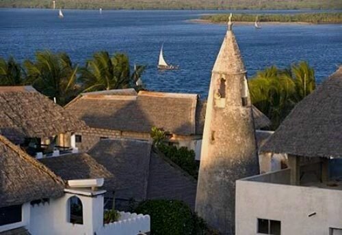Sổ tay du lịch so tay du lich Sotaydulich Sotay Dulich Khampha Kham Pha Bui Thien duong hoa binh tren dao Lamu