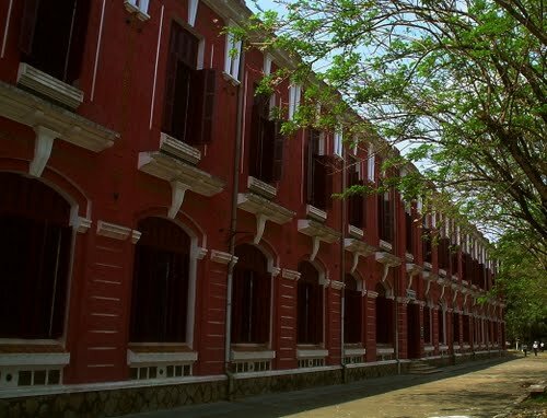 Sổ tay du lịch so tay du lich Sotaydulich Sotay Dulich Khampha Kham Pha Bui Ve voi Hue thuong Quoc hoc Hue dau an thoi gian