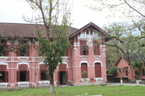 Sổ tay du lịch so tay du lich Sotaydulich Sotay Dulich Khampha Kham Pha Bui Ve voi Hue thuong Quoc hoc Hue dau an thoi gian
