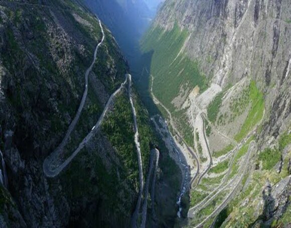 Sổ tay du lịch so tay du lich Sotaydulich Sotay Dulich Khampha Kham Pha Bui 10 con duong dep nhat the gioi