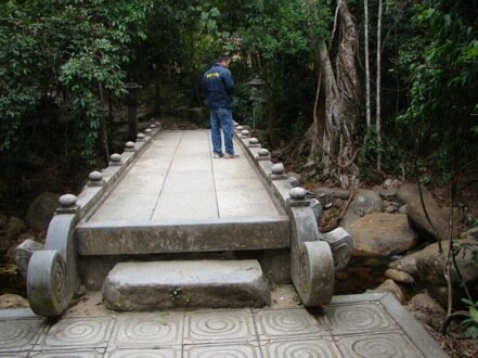 Sổ tay du lịch so tay du lich Sotaydulich Sotay Dulich Khampha Kham Pha Bui Di tim huyen thoai suoi Giai Oan