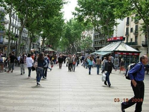 Sổ tay du lịch so tay du lich Sotaydulich Sotay Dulich Khampha Kham Pha Bui Barcelona suc soi suc song