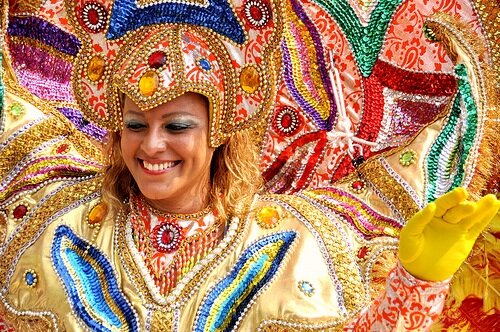 Sổ tay du lịch so tay du lich Sotaydulich Sotay Dulich Khampha Kham Pha Bui Carnival mua he o Saba