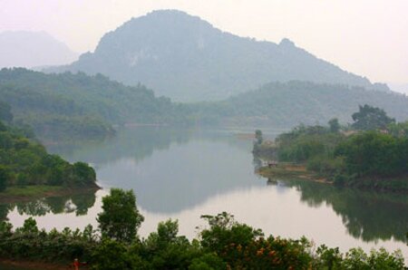 Sổ tay du lịch so tay du lich Sotaydulich Sotay Dulich Khampha Kham Pha Bui Ben En Tuyet tac ho tren nui