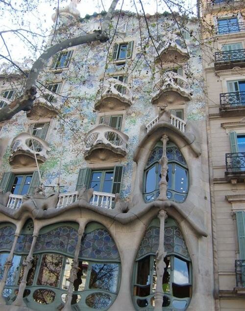 Sổ tay du lịch so tay du lich Sotaydulich Sotay Dulich Khampha Kham Pha Bui Lang thang cung Gaudi