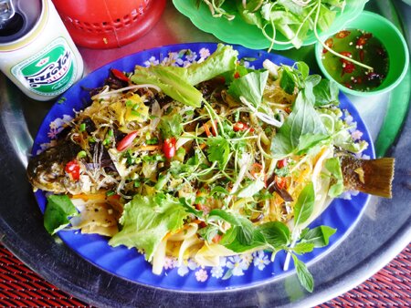 Sổ tay du lịch so tay du lich Sotaydulich Sotay Dulich Khampha Kham Pha Bui Tram Tra Loc ve dep hoang so day quyen ru