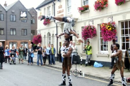 Sổ tay du lịch so tay du lich Sotaydulich Sotay Dulich Khampha Kham Pha Bui Festival Arundel
