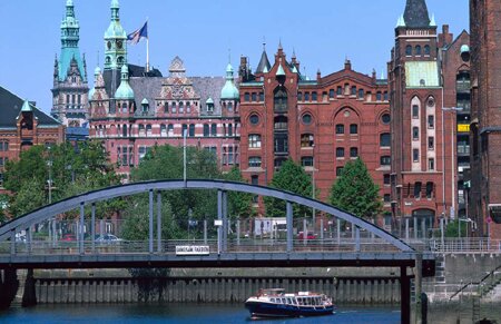 Sổ tay du lịch so tay du lich Sotaydulich Sotay Dulich Khampha Kham Pha Bui Hamburg thu do xanh cua chau Au 2011