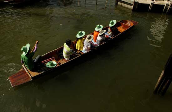 Sổ tay du lịch so tay du lich Sotaydulich Sotay Dulich Khampha Kham Pha Bui Tham khu cho noi Damnoen Saduak o Thai lan