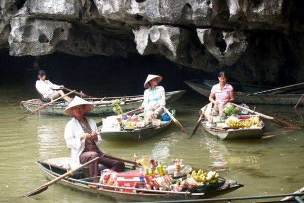 Sổ tay du lịch so tay du lich Sotaydulich Sotay Dulich Khampha Kham Pha Bui Di thuyen tren song Ngo Dong