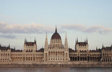 Sổ tay du lịch so tay du lich Sotaydulich Sotay Dulich Khampha Kham Pha Bui Budapest thu do hoa le