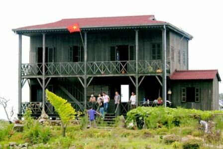 Sổ tay du lịch so tay du lich Sotaydulich Sotay Dulich Khampha Kham Pha Bui Len dinh Hon Ba di tich cua bac si Yersin