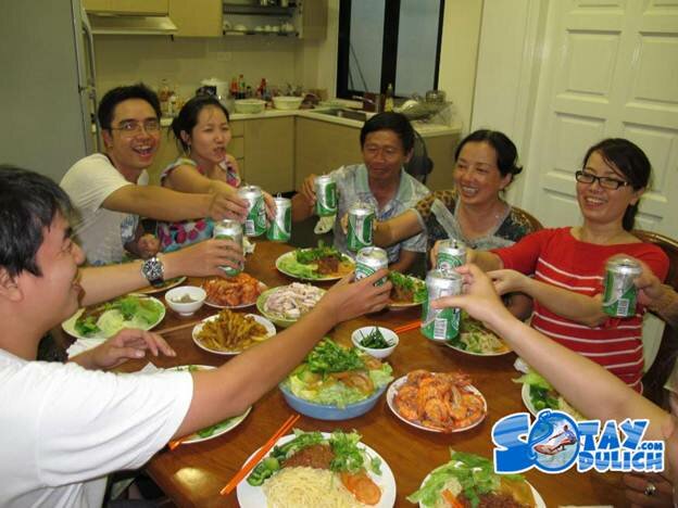 Sổ tay du lịch so tay du lich Sotaydulich Sotay Dulich Khampha Kham Pha Bui Offline du lịch don giang sinh tai Singapore Tinh than va tinh bang huu