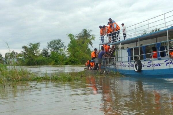 Sổ tay du lịch so tay du lich Sotaydulich Sotay Dulich Khampha Kham Pha Bui Ve An Giang mua nuoc noi