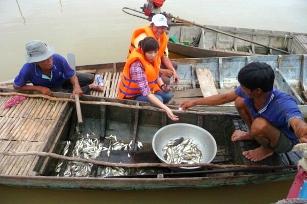 Sổ tay du lịch so tay du lich Sotaydulich Sotay Dulich Khampha Kham Pha Bui Ve An Giang mua nuoc noi