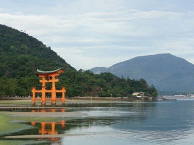Sổ tay du lịch so tay du lich Sotaydulich Sotay Dulich Khampha Kham Pha Bui Mot ngay o Miyajima