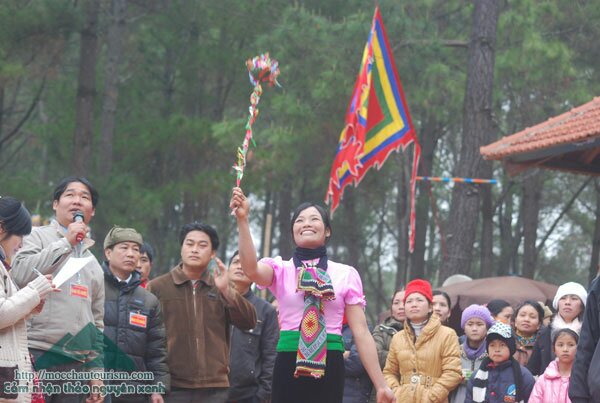 Sổ tay du lịch so tay du lich Sotaydulich Sotay Dulich Khampha Kham Pha Bui Tho mong ban Ang ho rung thong Dong Sang