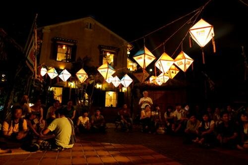 Sổ tay du lịch so tay du lich Sotaydulich Sotay Dulich Khampha Kham Pha Bui Pho Hoi trong toi